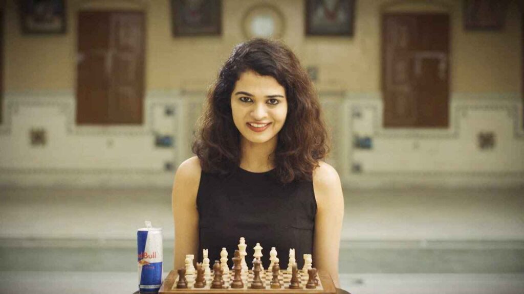Top 10 Hottest Chess Players Sexiest Female List 2023 - DGNSports
